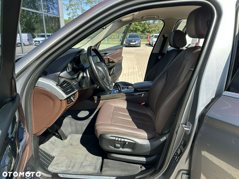 BMW X5 xDrive25d - 11