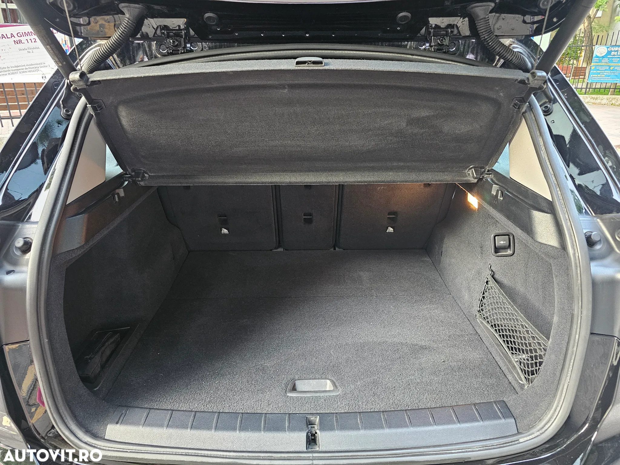 BMW X1 sDrive18i Aut. Advantage - 18