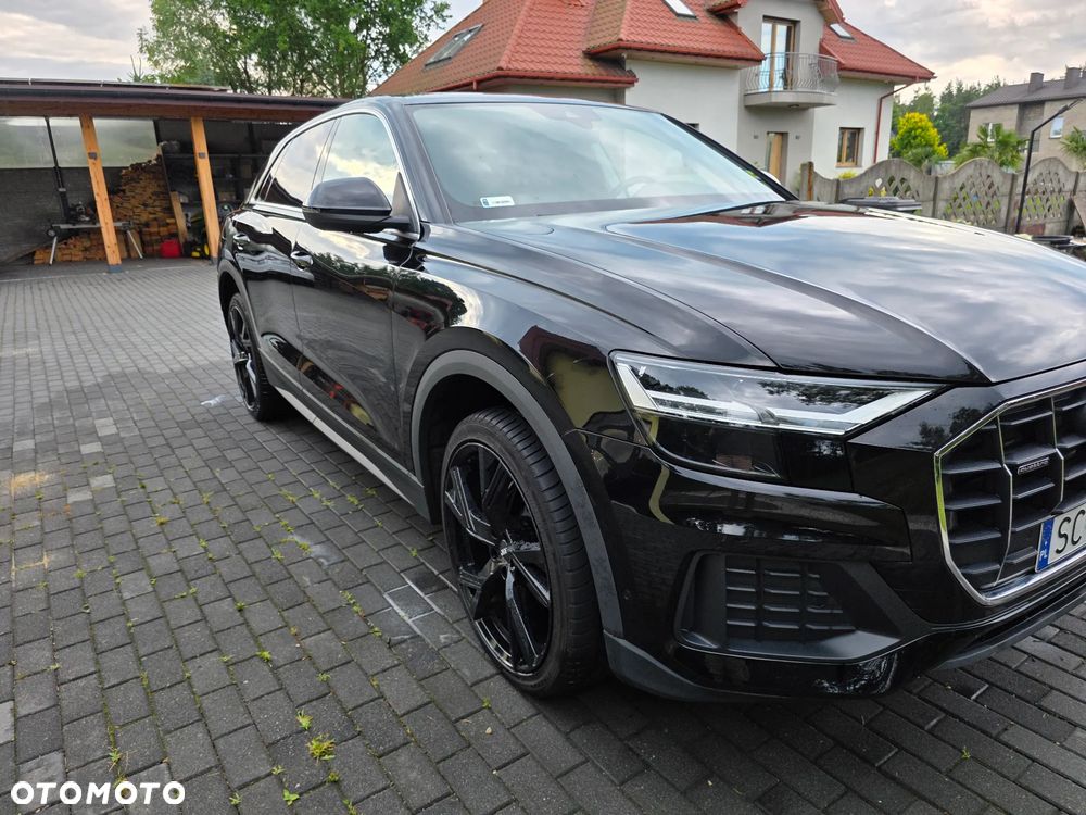 Audi Q8 - 1