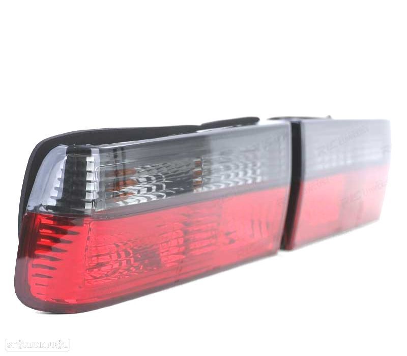 FAROLINS TRASEIROS BMW E30 82-87 VERMELHO PRETO - 3