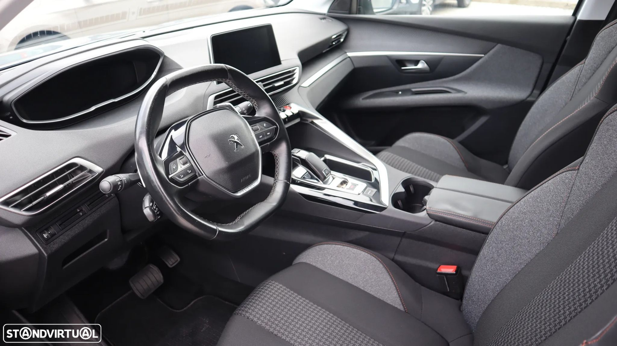 Peugeot 3008 1.6 BlueHDi Style EAT6 - 7