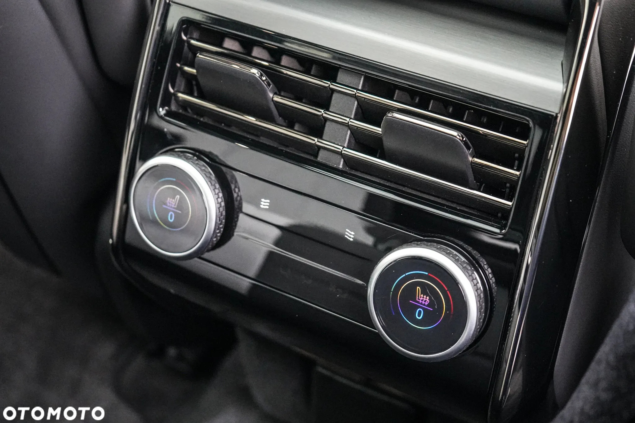 Land Rover Range Rover Sport D300 Dynamic SE - 19