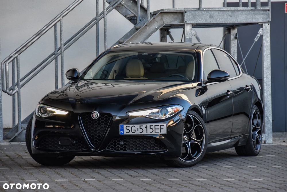 Alfa Romeo Giulia - 2
