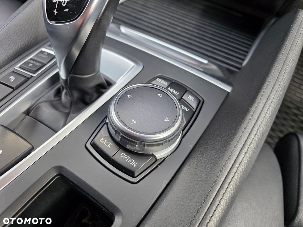 BMW X6 xDrive40d - 20
