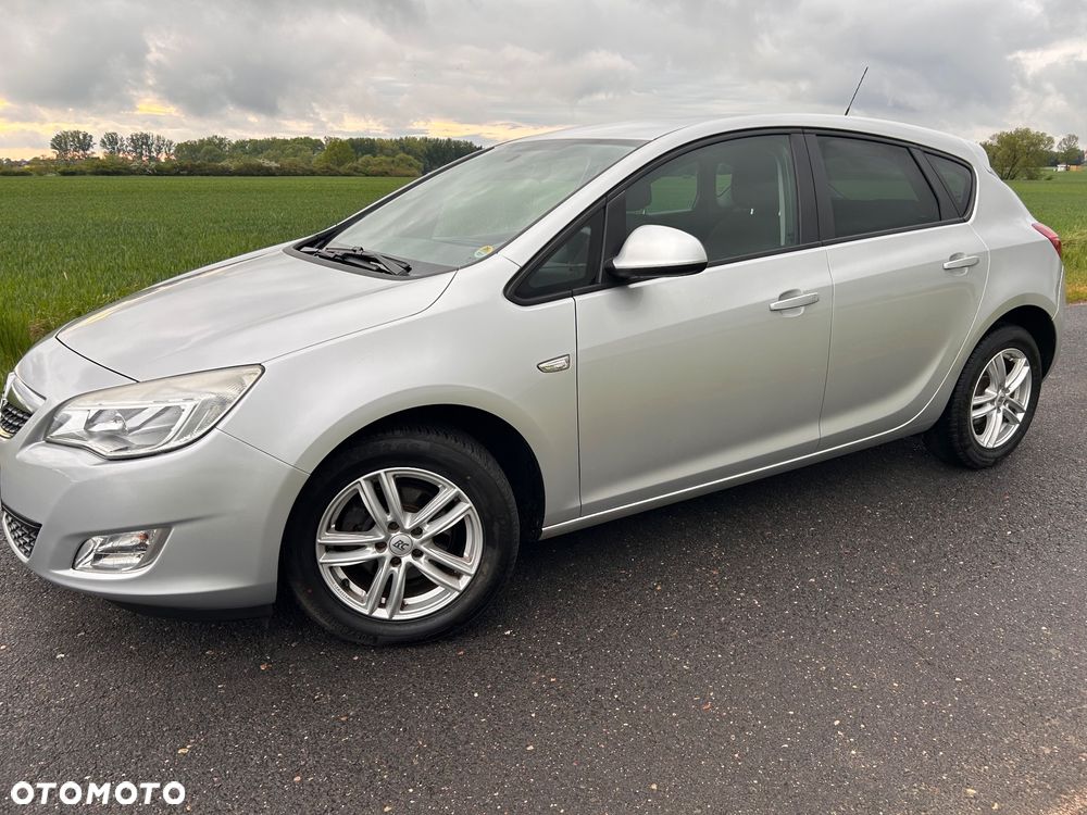 Opel Astra 1.4 T Cosmo - 3