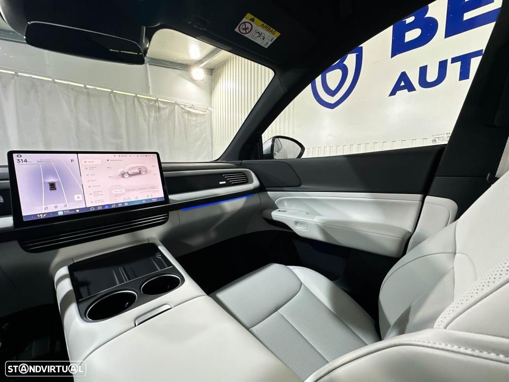 Xpeng G6 87.5 kWh AWD Performance - 29