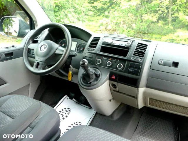 Volkswagen Transporter - 23
