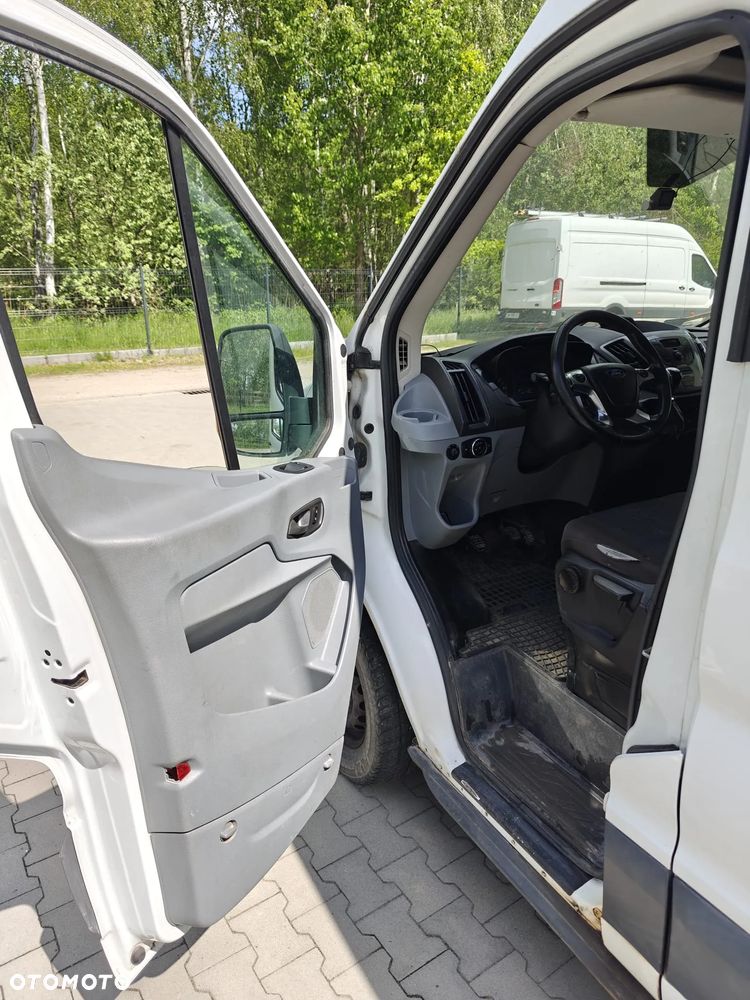 Ford Transit - 13