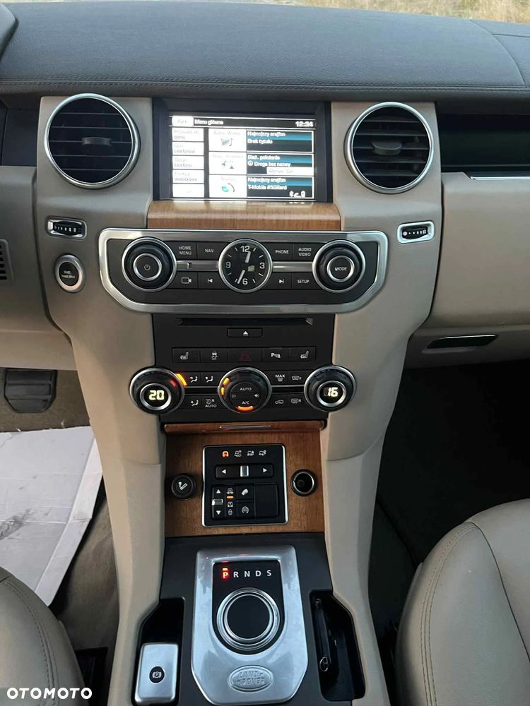 Land Rover Discovery ver-iv-3-0-v6-sc-hse - 5