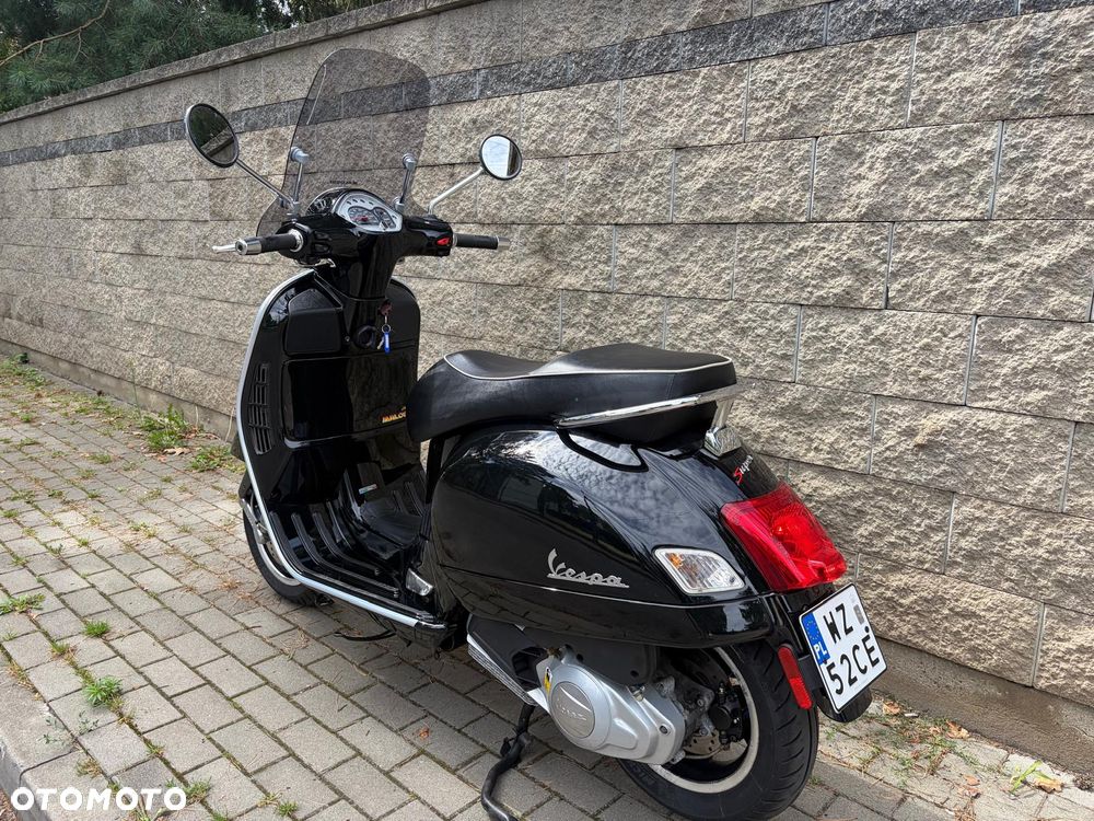 Vespa GTS - 4