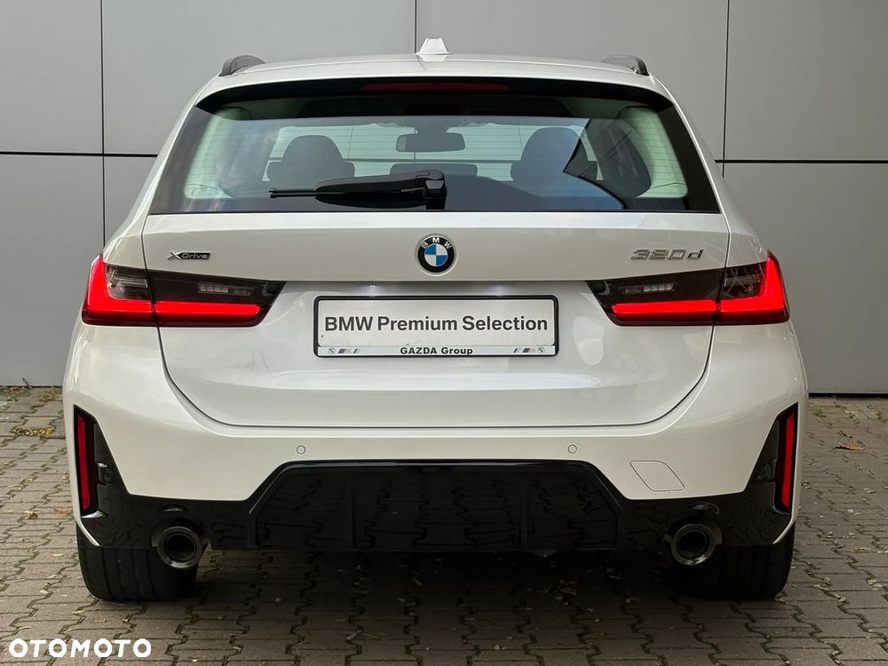 BMW Seria 3 320d xDrive - 9