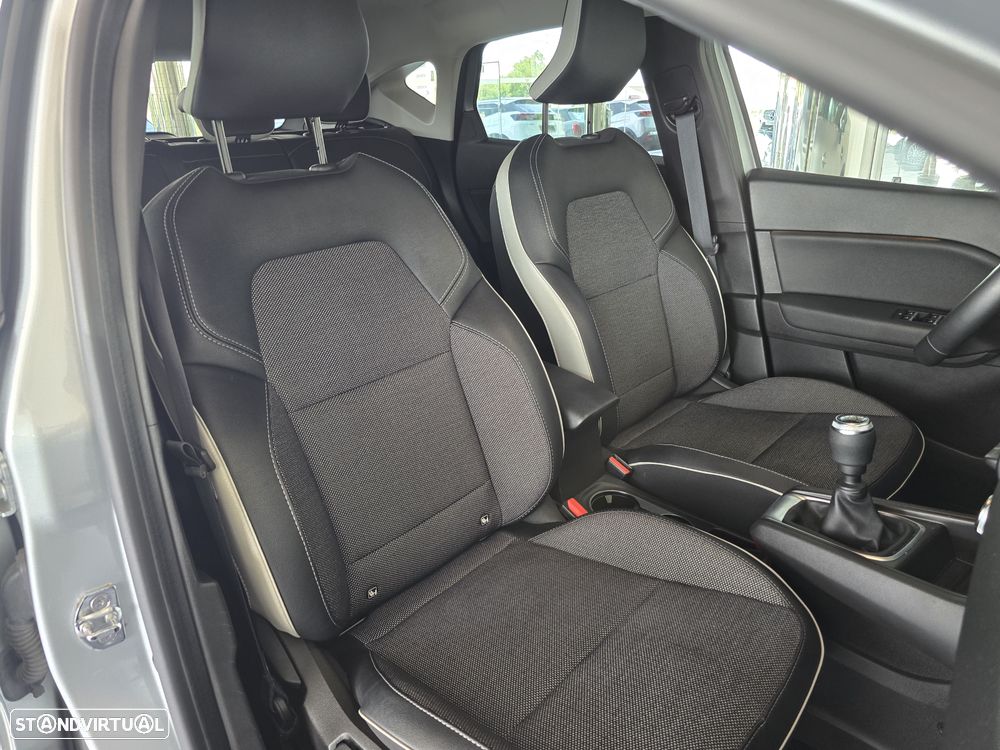 Renault Captur 1.0 TCe Intens - 16
