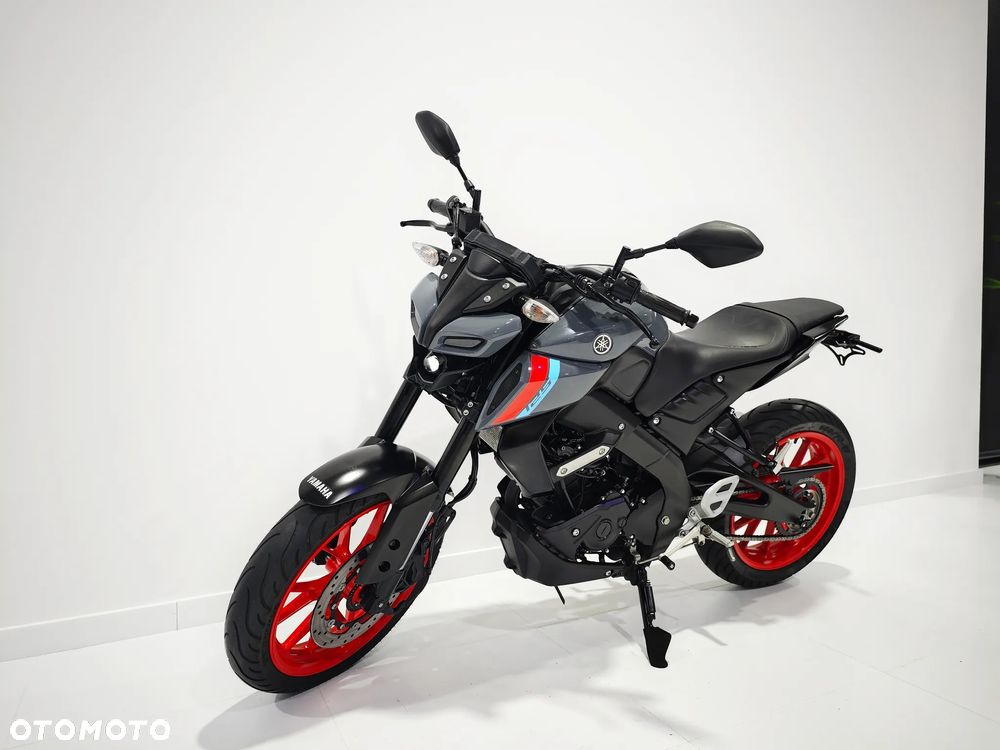 Yamaha MT - 3