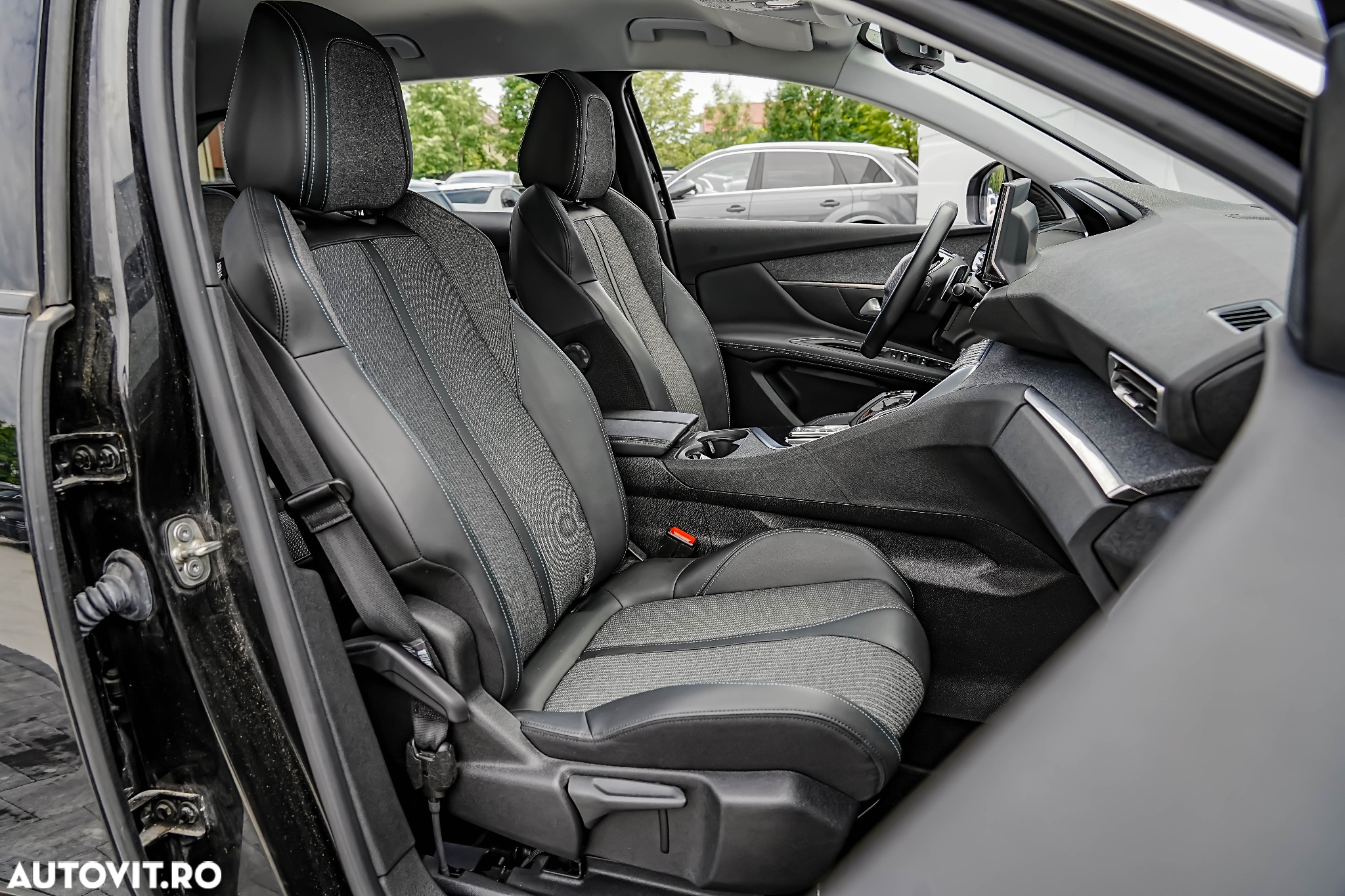 Peugeot 3008 PHEV EAT8 Allure - 17