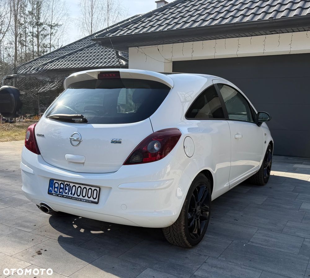Opel Corsa 1.4 16V Edition - 12