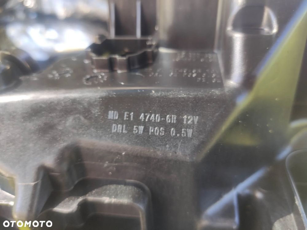 EU Puszka lampy Obudowa Lewa Prawa Audi E-TRON 4KE - 4