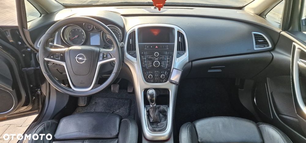 Opel Astra 1.4 Turbo Cosmo - 13