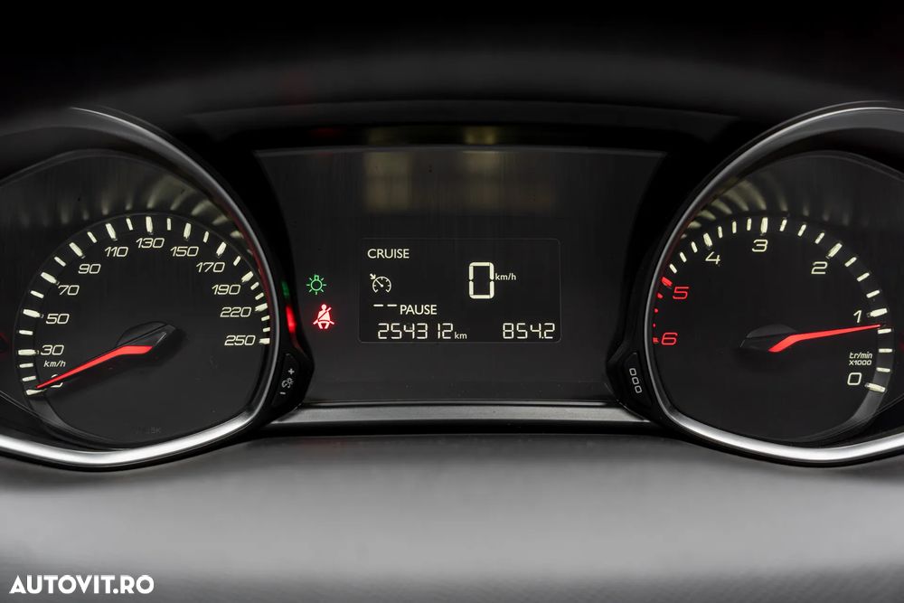 Peugeot 308 BlueHDi 120 Stop & Start Allure - 35