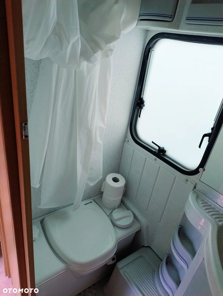 Adria UNICA B 431 DD - 11