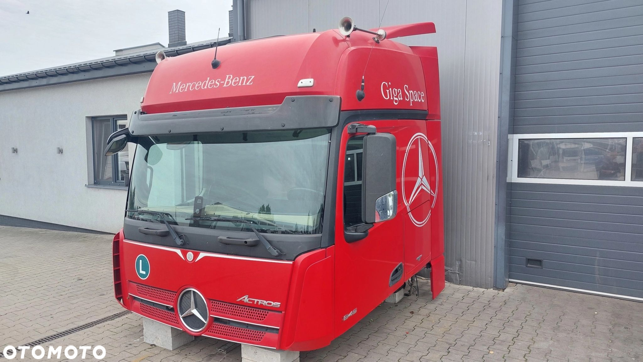 MERCEDES ACTROS MP4 KABINA KPL GIGA SPACE SALONKA - 3