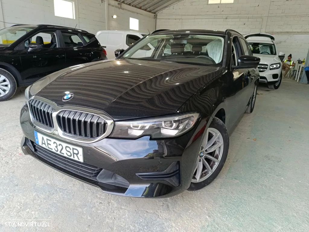 BMW 318 d Touring Essence - 1