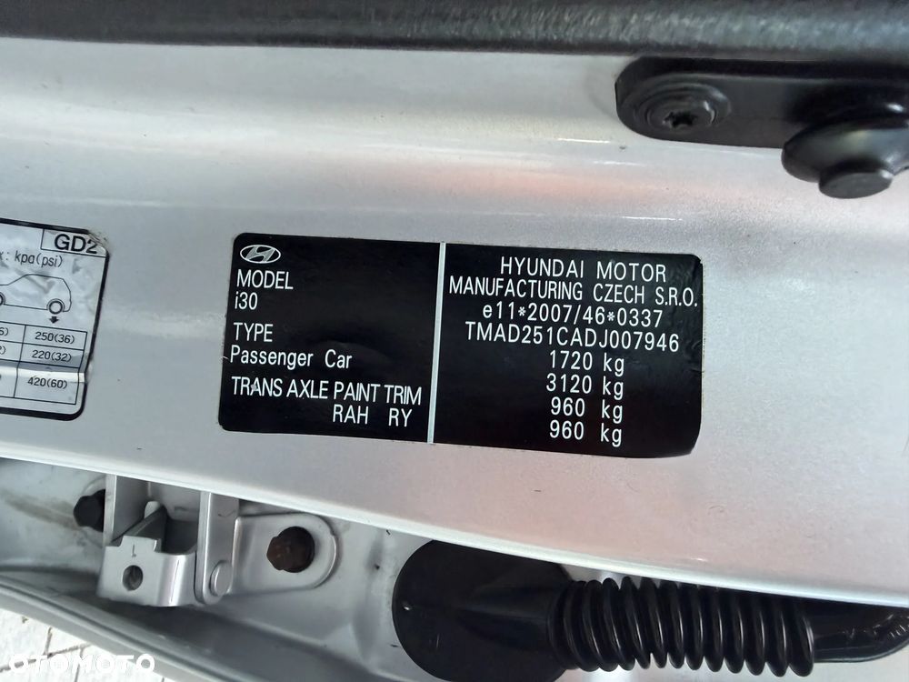 Hyundai i30 1.6 GDI Premium - 35
