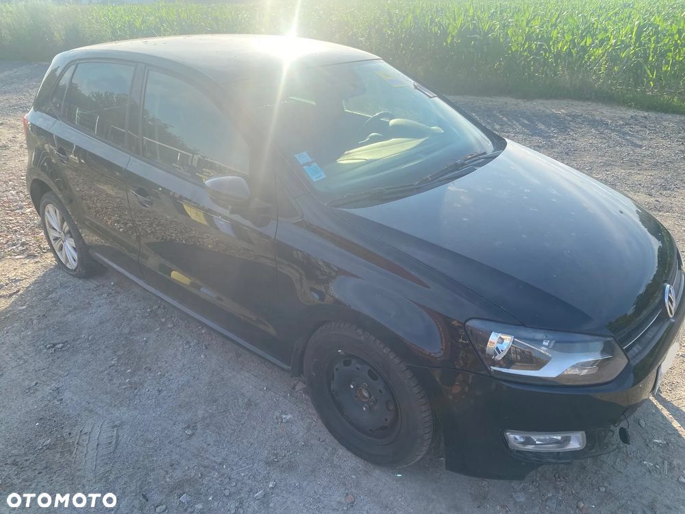 Volkswagen Polo - 2