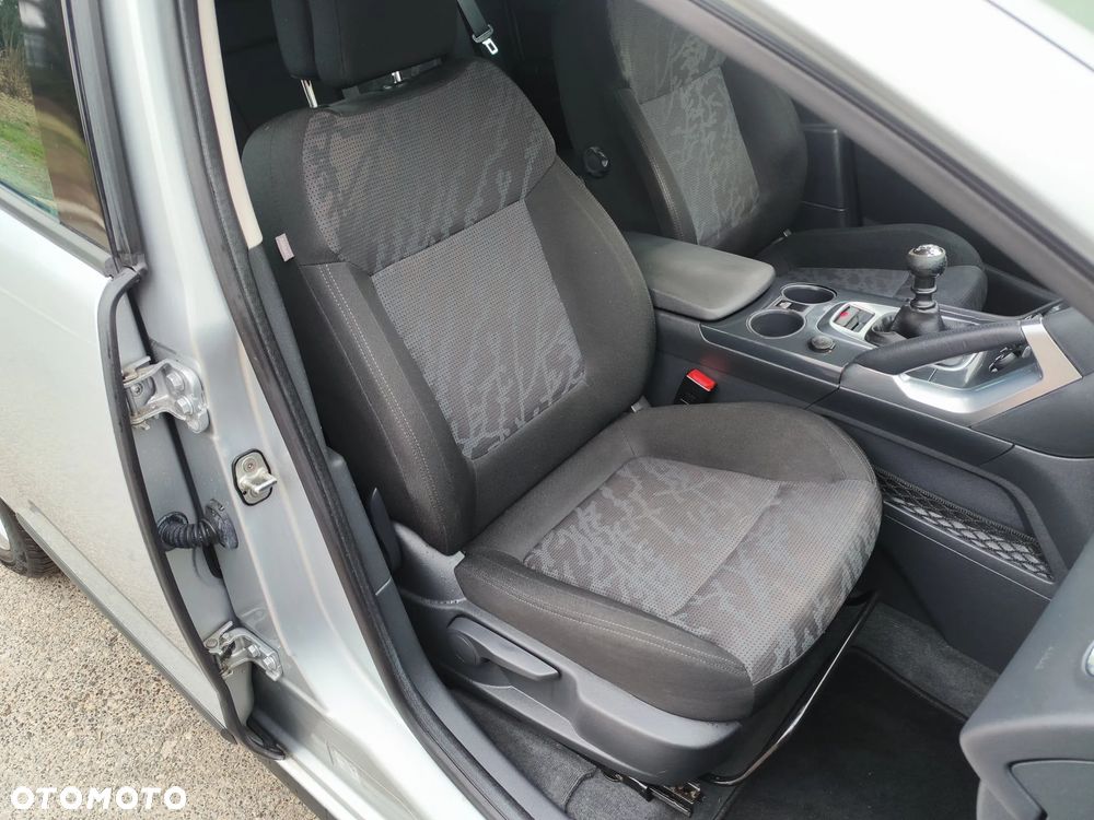 Peugeot 3008 1.6 Premium - 5