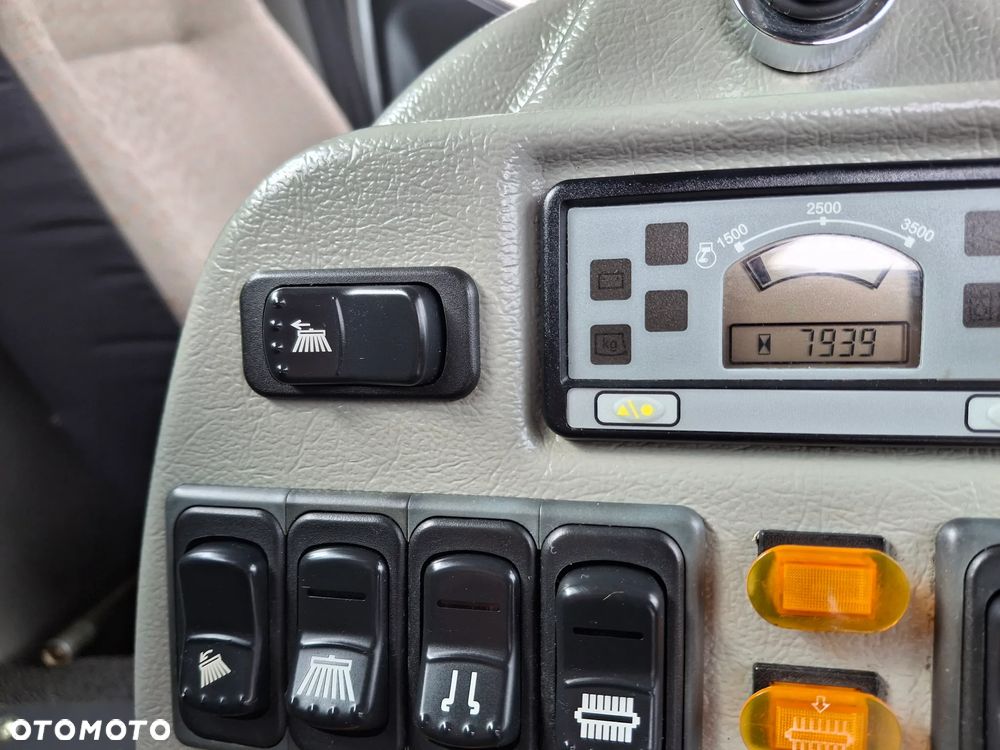 Renault Midlum 220 Zamiatarka Johnston VS500 Szczotki L/R Obie Strony Napęd Hydrostatyczny 2012r - 20