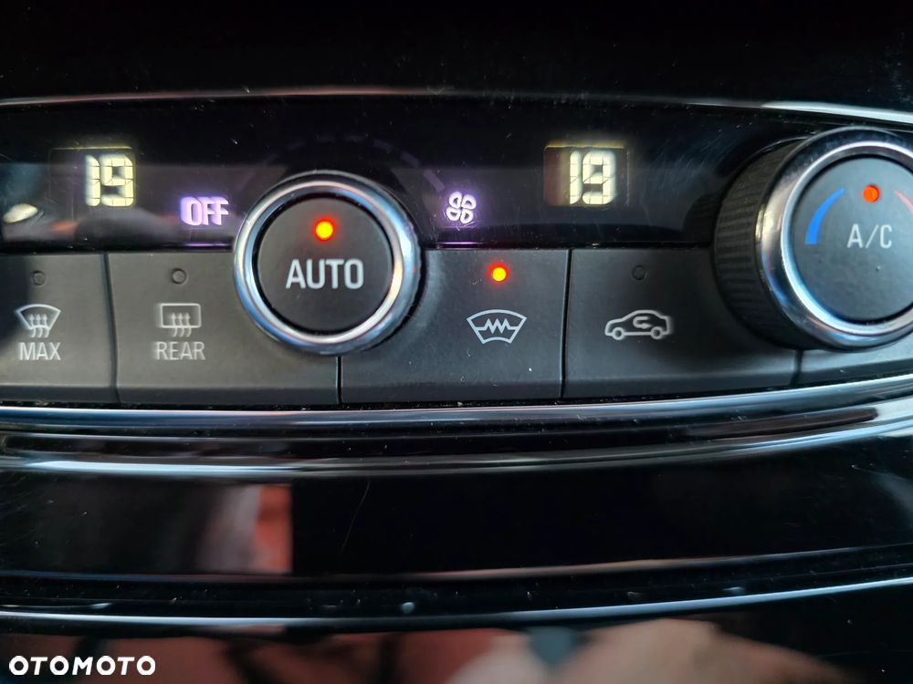 Opel Grandland X - 27