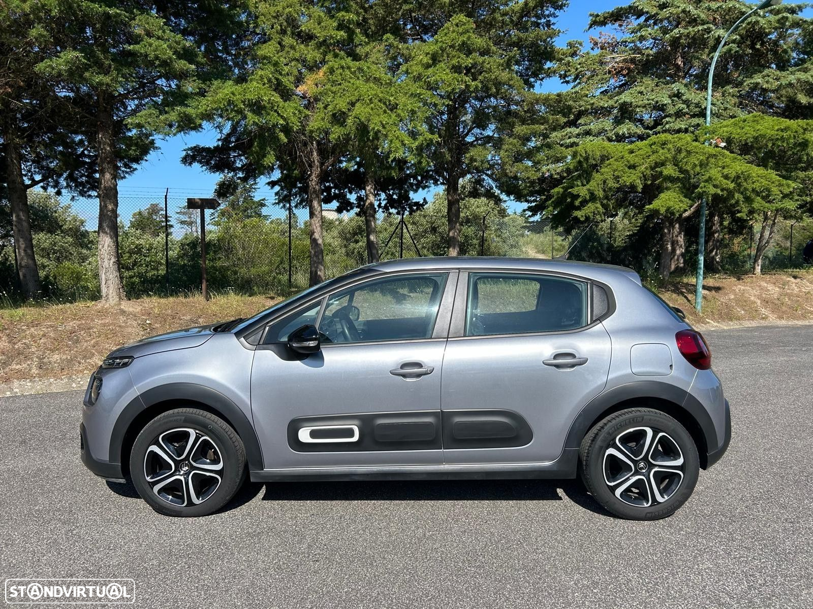 Citroën C3 1.2 PureTech Shine - 6