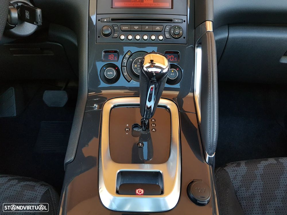 Peugeot 3008 1.6 HDi Sport CMP6 - 20