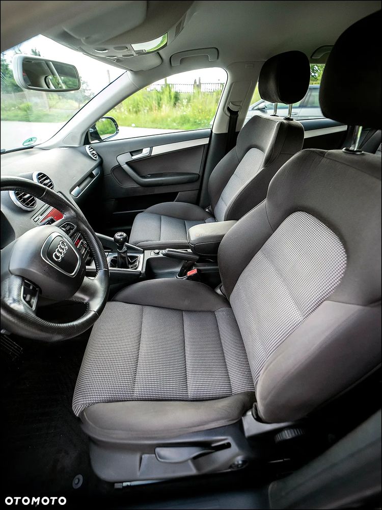 Audi A3 Sportback - 32