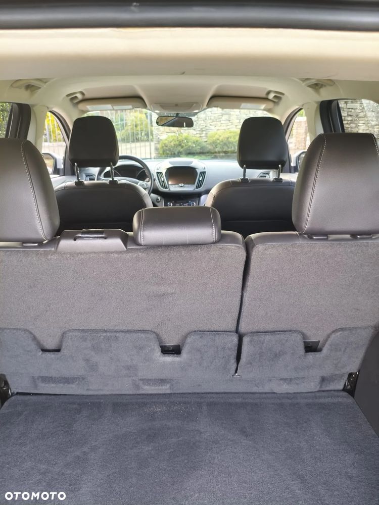 Ford Escape 2.0 EcoBoost AWD Titanium - 11