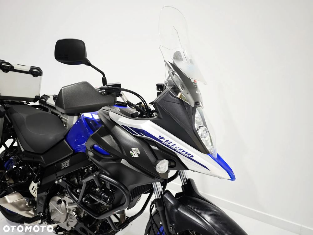 Suzuki V-STROM - 8