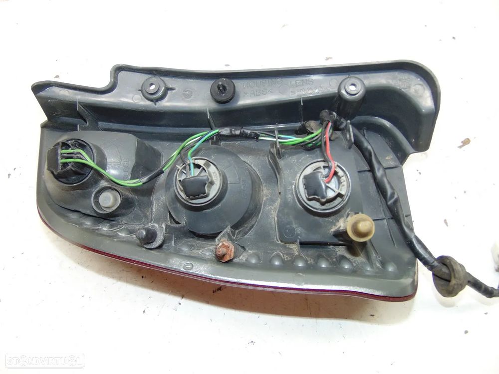 Mitsubishi space star/Cargo farolim - 5