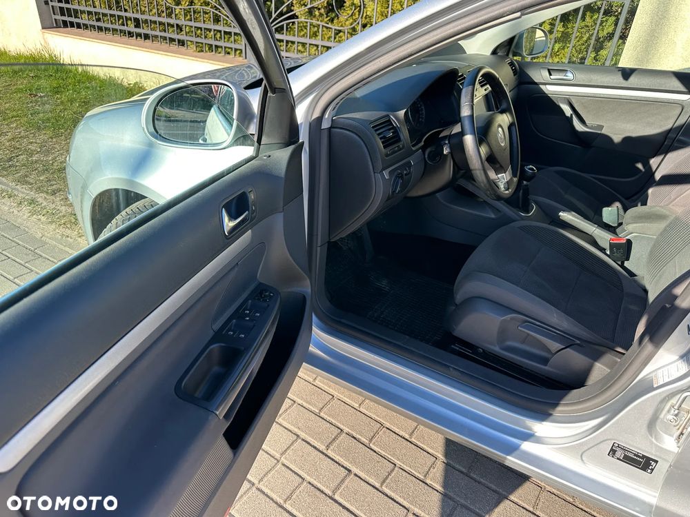 Volkswagen Golf 1.9 TDI DPF Comfortline - 16