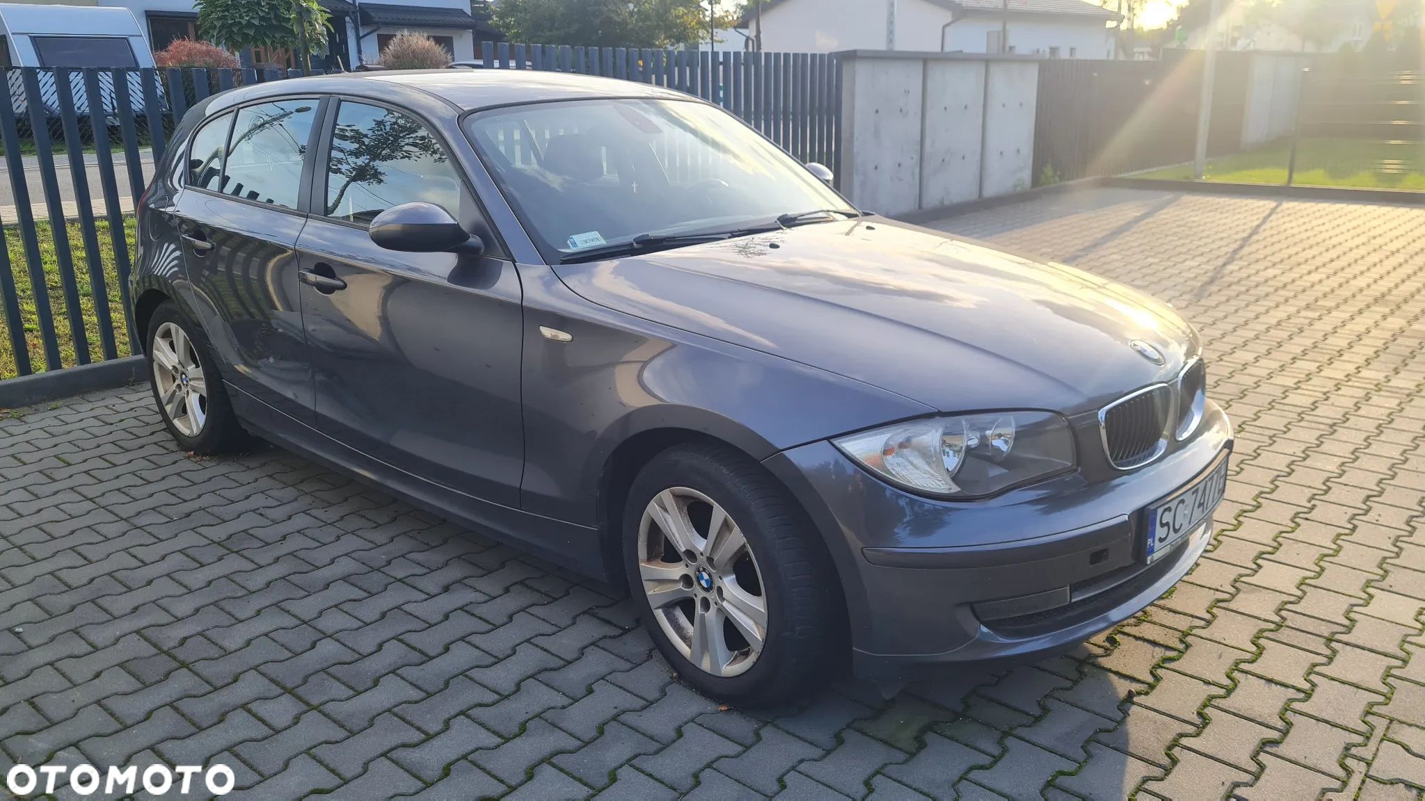 BMW Seria 1 116i - 1