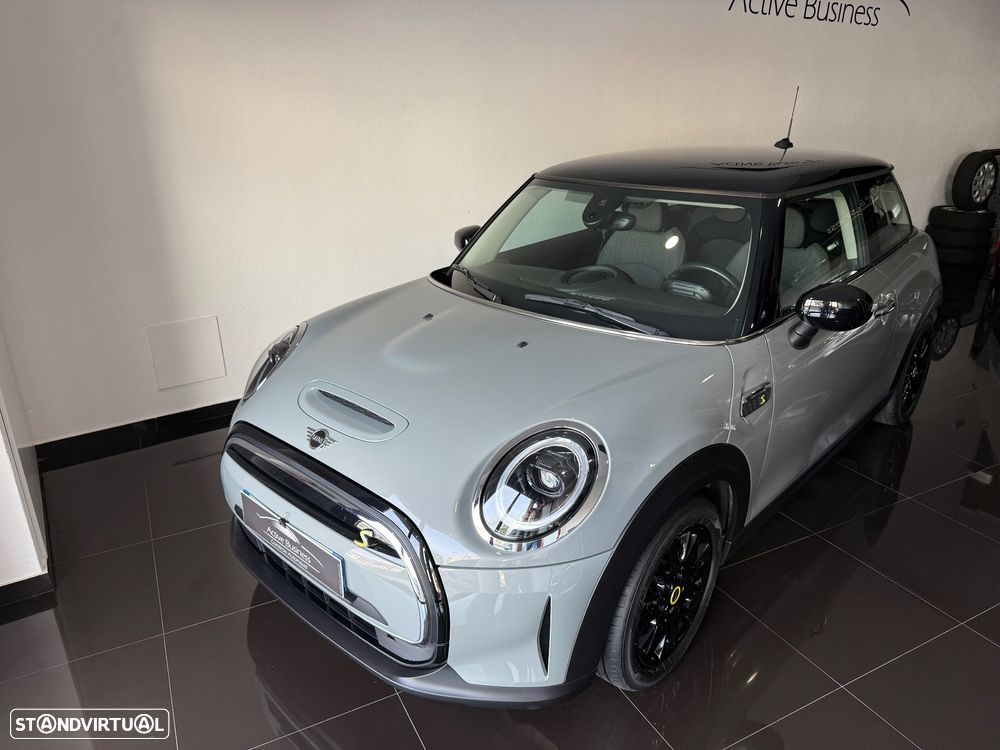 MINI 3 Portas Cooper SE Classic - 2