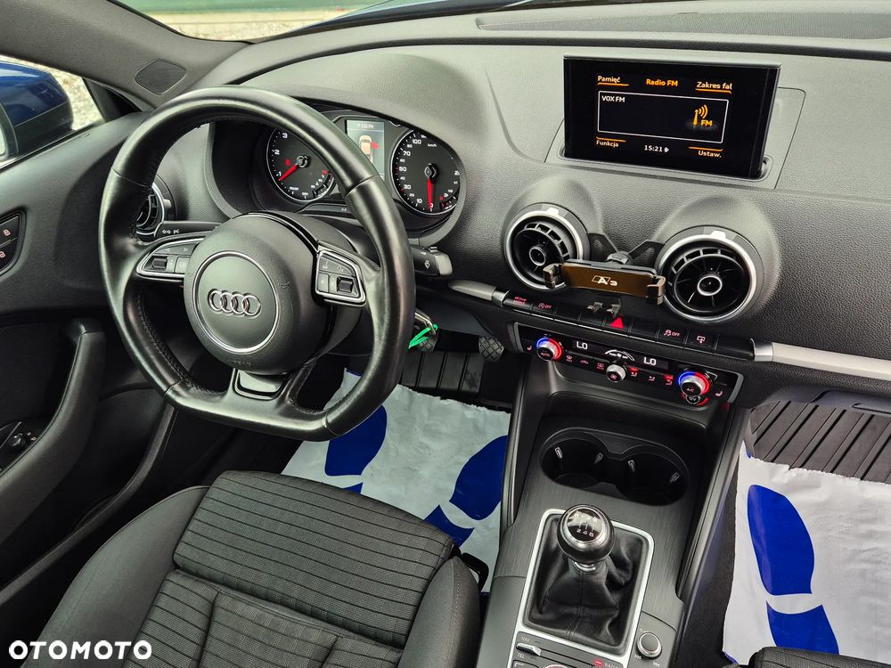 Audi A3 Limousine 2.0 TDI S line Sportpaket - 17