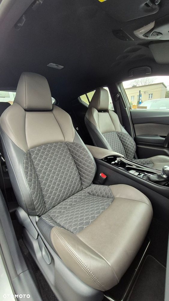 Toyota C-HR 1.8 Hybrid Executive - 11