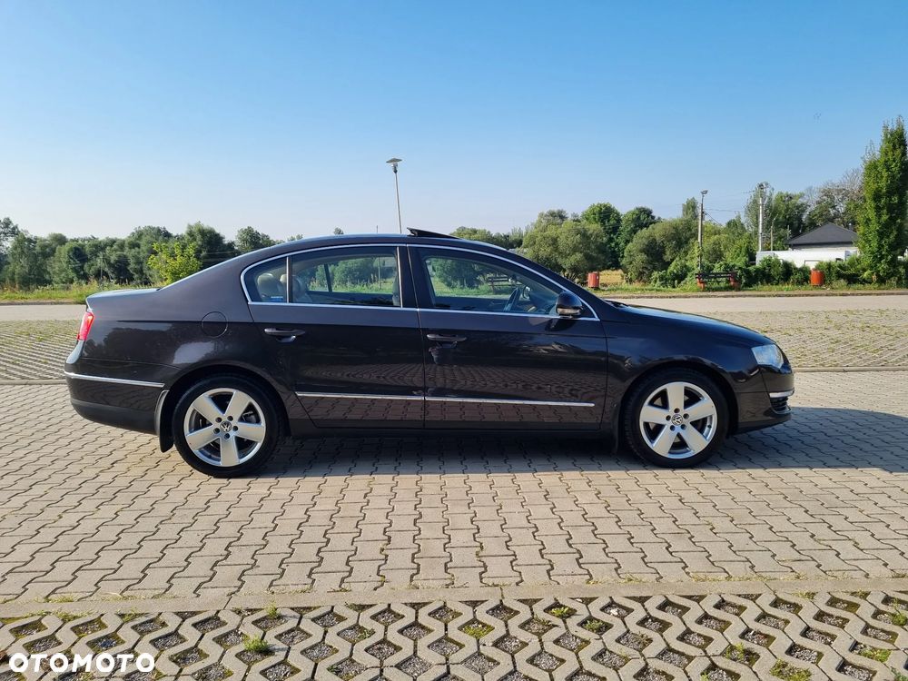 Volkswagen Passat - 6