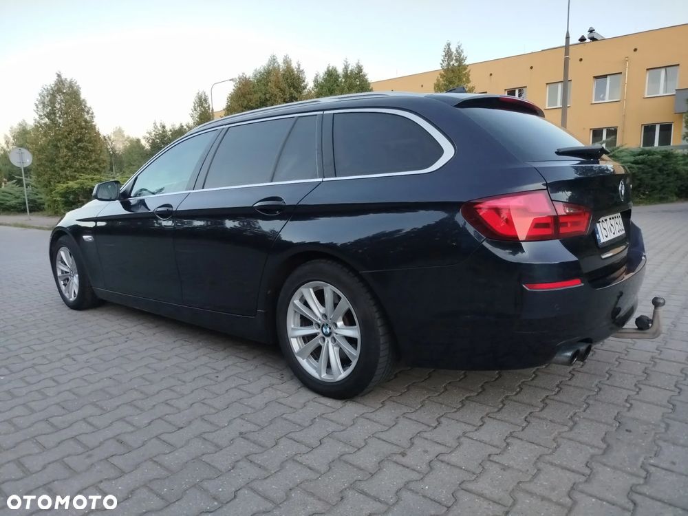BMW Seria 5 530d Sport-Aut - 4