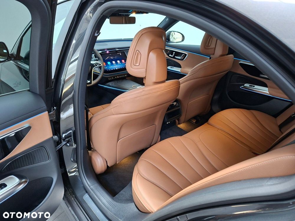 Mercedes-Benz Klasa E - 29