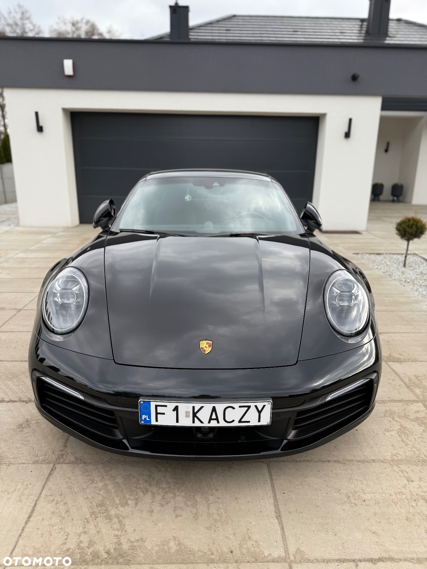 Porsche 911 Carrera 4S - 4