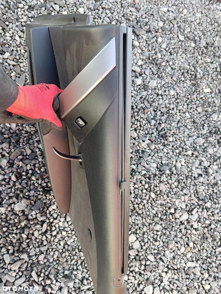 BMW E60 E61 BOCZEK TAPICERKA PRAWY TYLNY TYŁ ROLETKA - 9