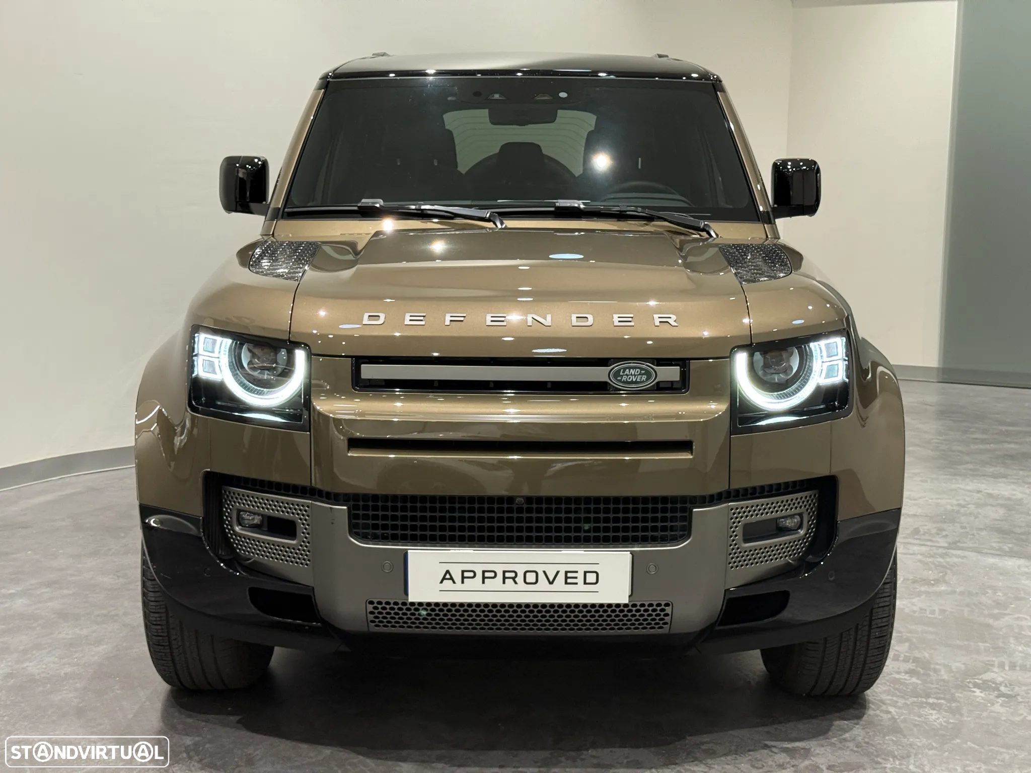 Land Rover Defender 2.0 P400e 110 AWD X-Dynamic SE - 2