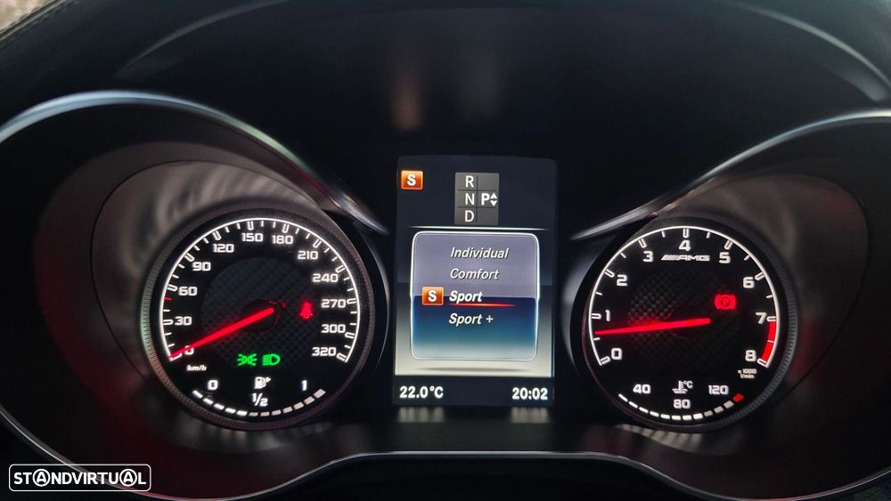 Mercedes-Benz C 63 AMG Standard - 30