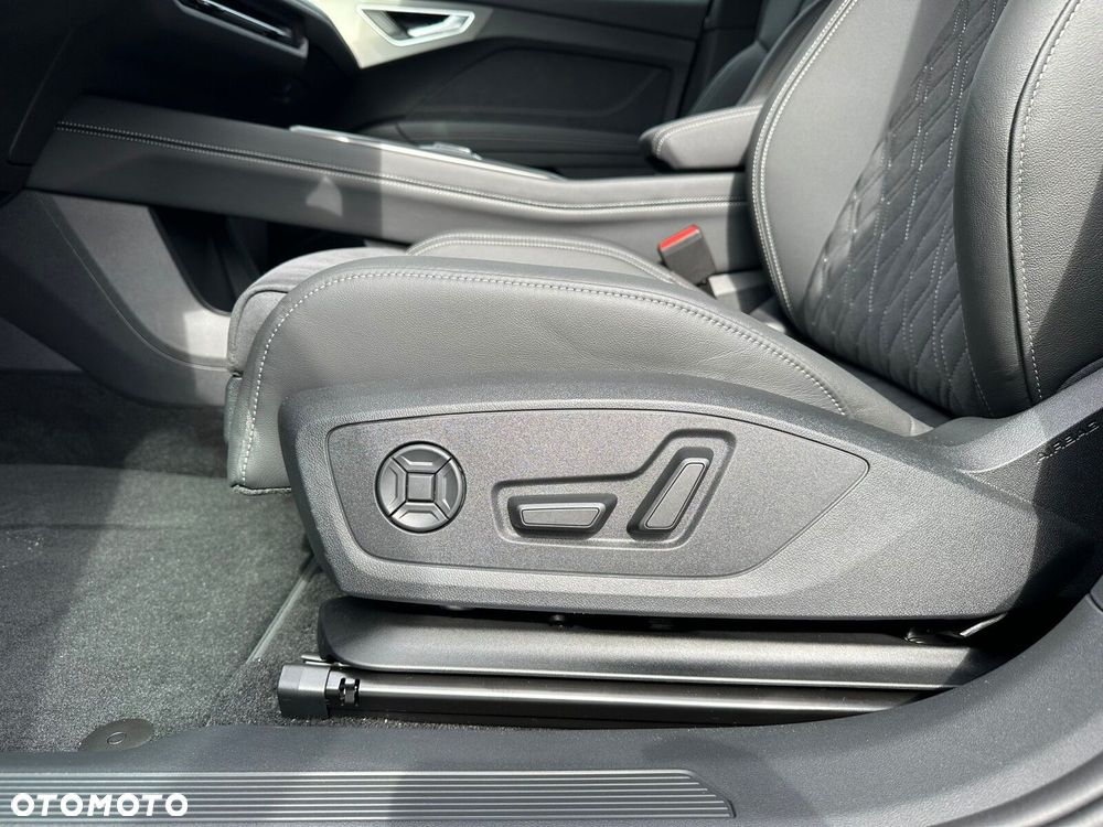 Audi Q4 e-tron - 15