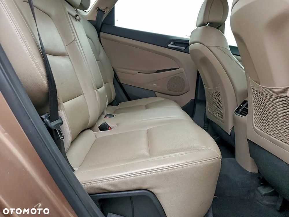 Hyundai Tucson 1.6 GDi 2WD DCT Premium - 9